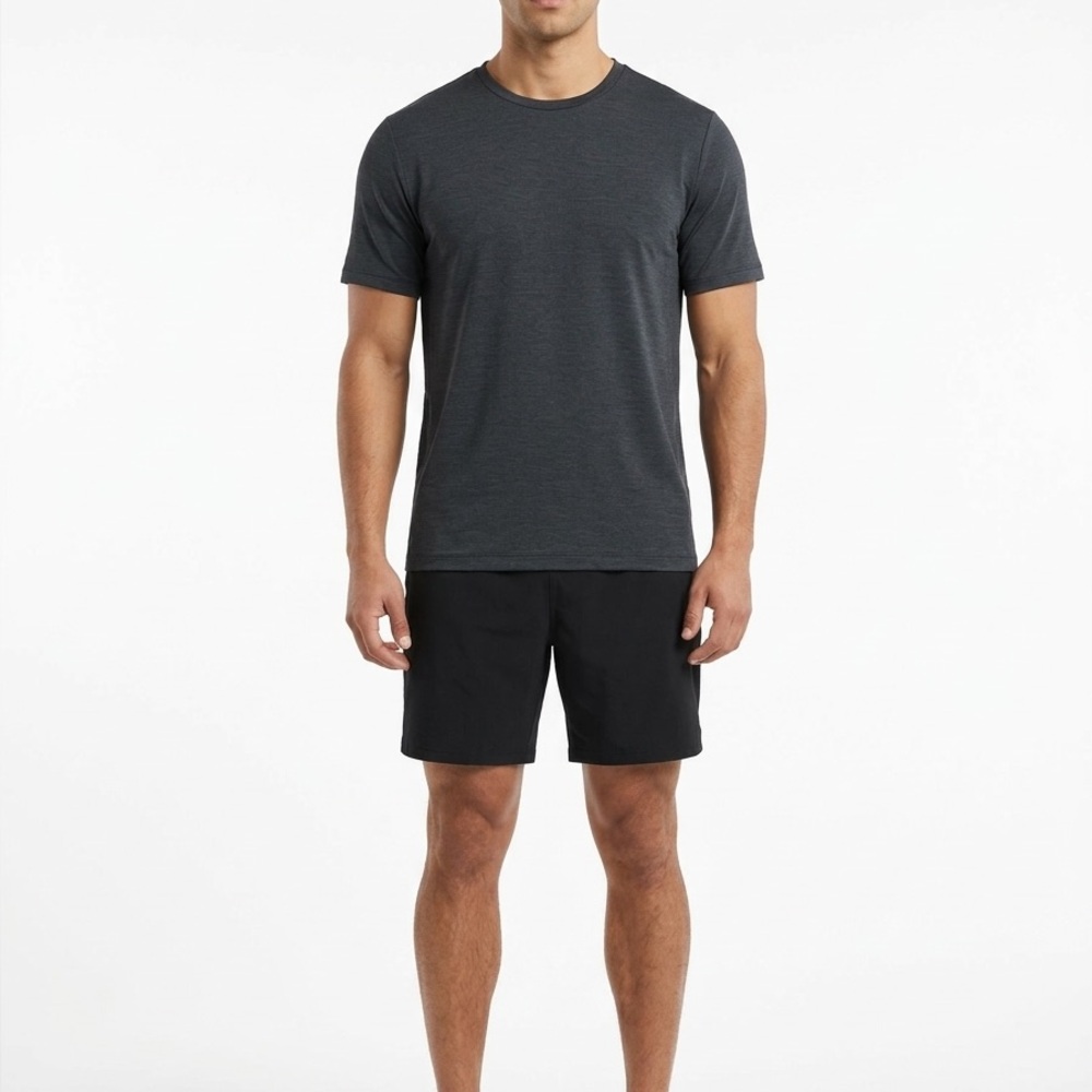 NWT KARBON ACTIVE T SHIRT MENS SIZE M/XL